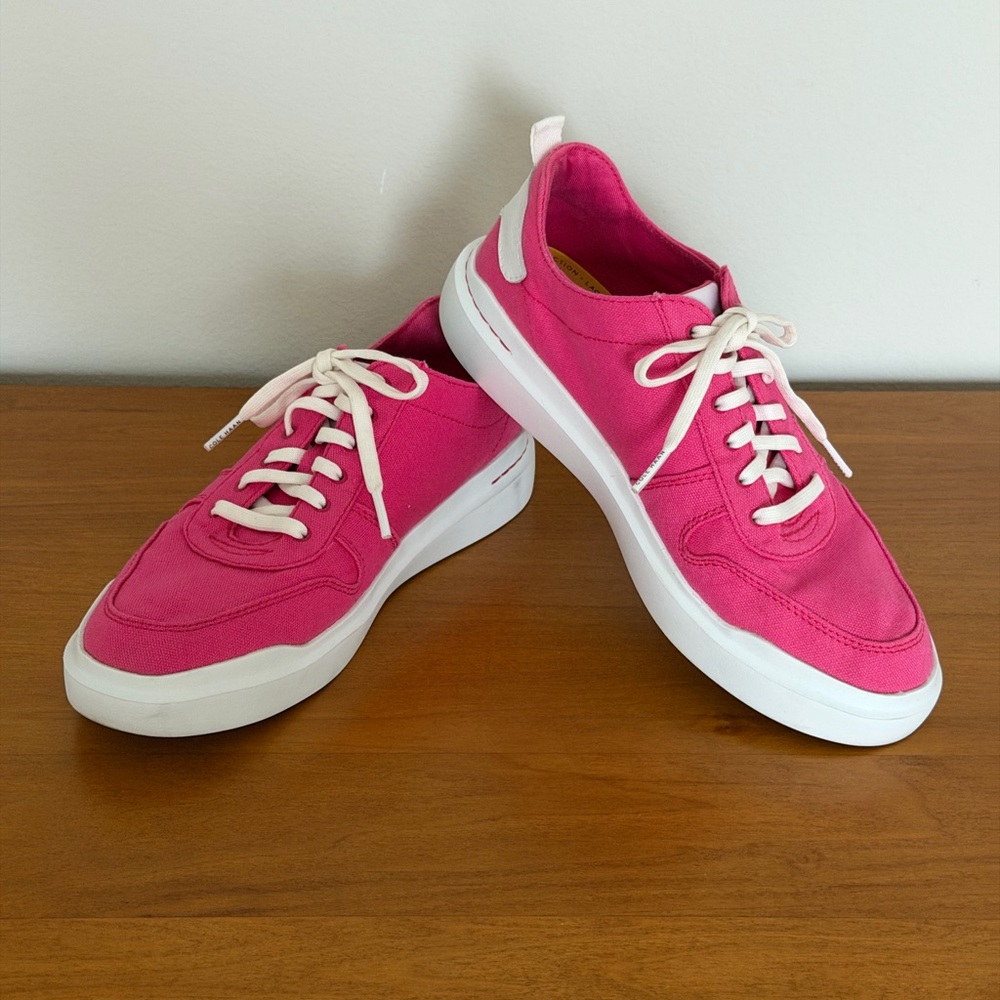 Cole Haan Womens GrandPro Rally Canvas Court Sneaker-8,5 B.(fits like size 9)